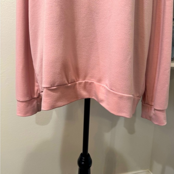 Cozy "Bunny Mom" Pink Sweatshirt - size 2XL Perfect for Animal Lovers - Picture 3 of 9